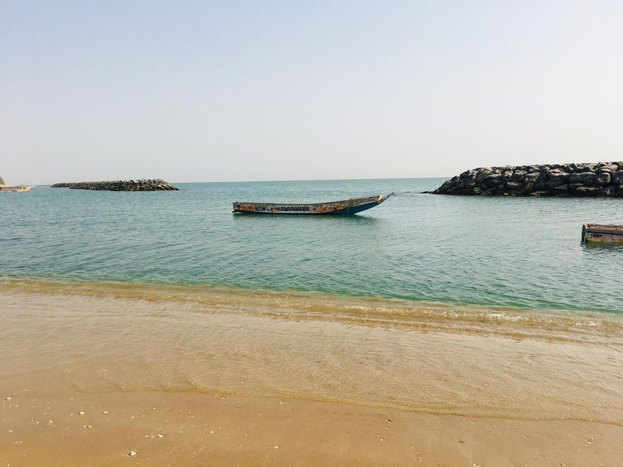 West African Beach Saly Bagian luar foto